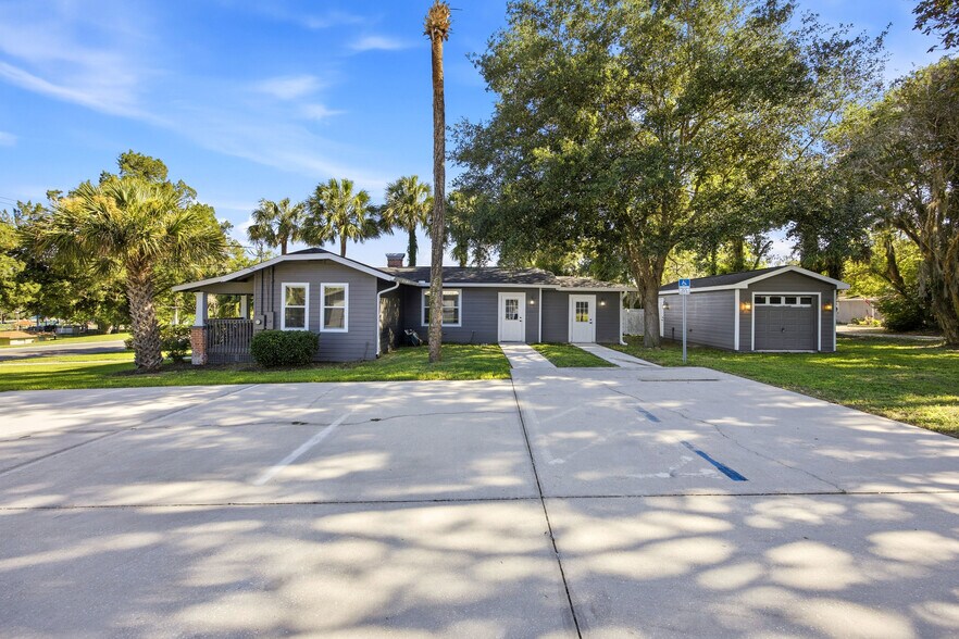 527 NE 8th Ave, Ocala, FL à vendre - Photo du bâtiment - Image 3 de 41