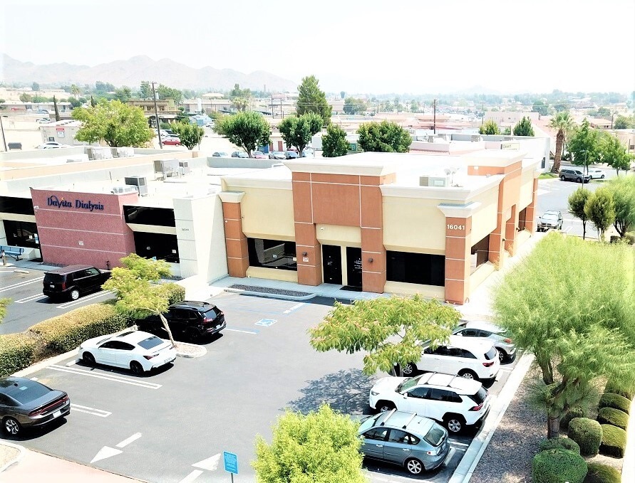 16041 Kamana Rd, Apple Valley, CA for lease Building Photo- Image 1 of 8