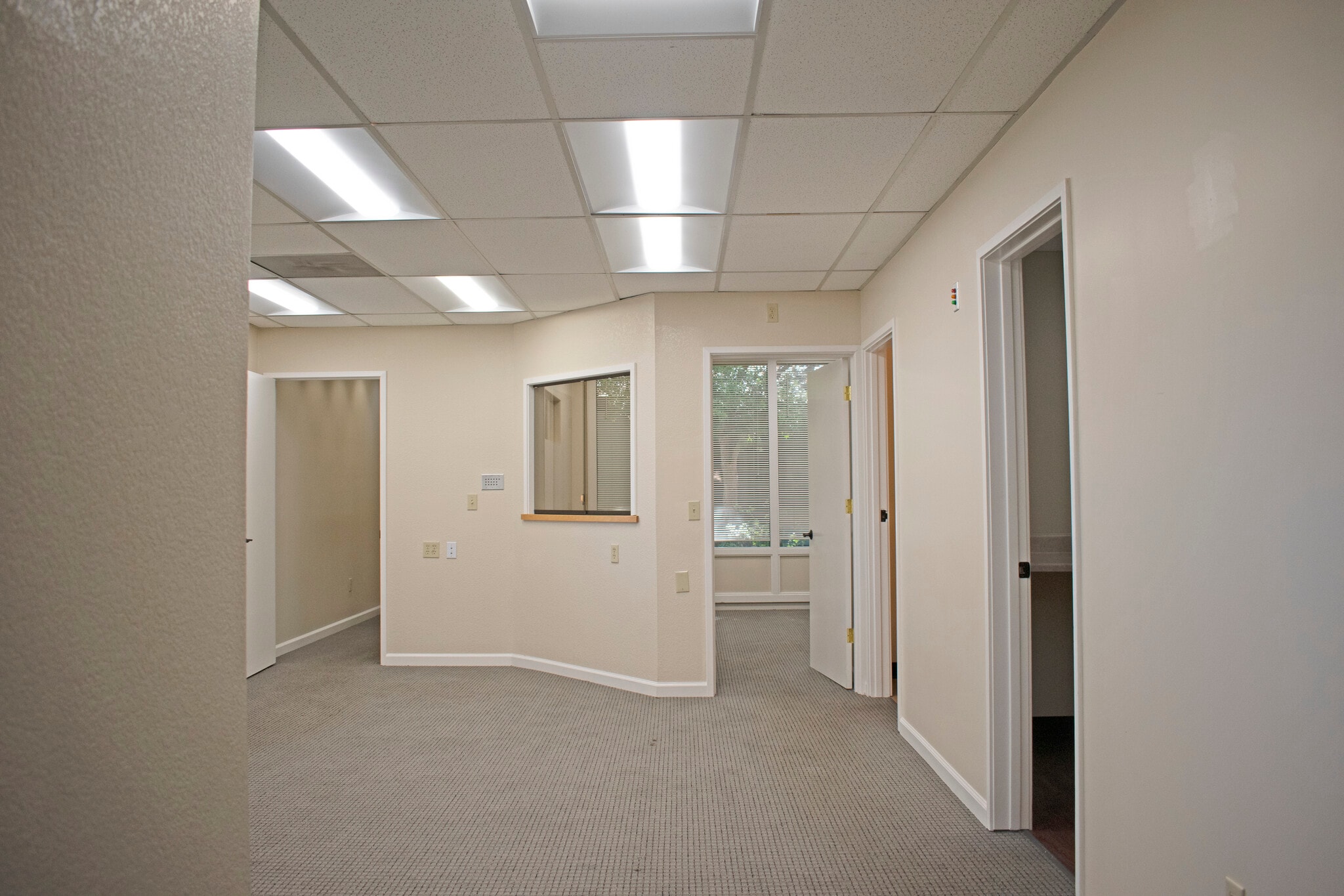 4720 Hoen Ave, Santa Rosa, CA for lease Interior Photo- Image 1 of 7