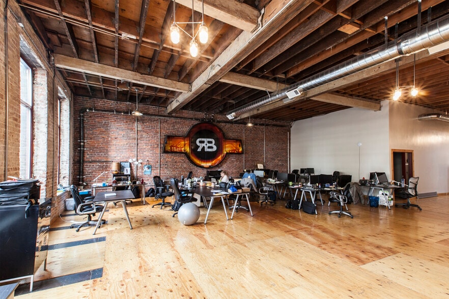 1308-1312 Broadway, Oakland, CA à louer - Photo intérieure - Image 2 de 10