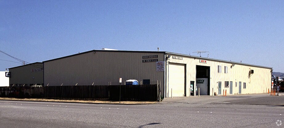 42400 Boyce Rd, Fremont, CA à louer - Photo du bâtiment - Image 2 de 5
