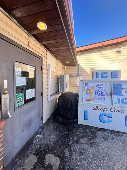 16215 Cobb Island Rd, Newburg, MD à vendre - Photo du bâtiment - Image 3 de 19