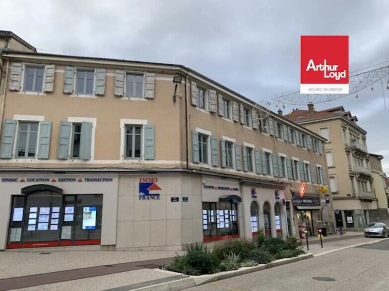 Avenue D'Alsace Lorraine, Bourg-en-Bresse à louer - Photo du bâtiment - Image 2 de 3