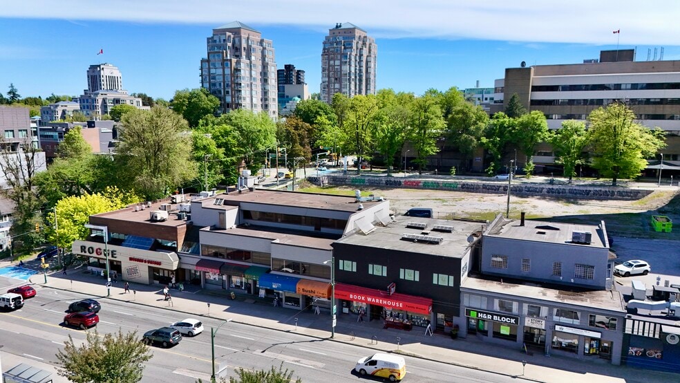 604-614 W Broadway, Vancouver, BC for lease - Primary Photo - Image 1 of 2