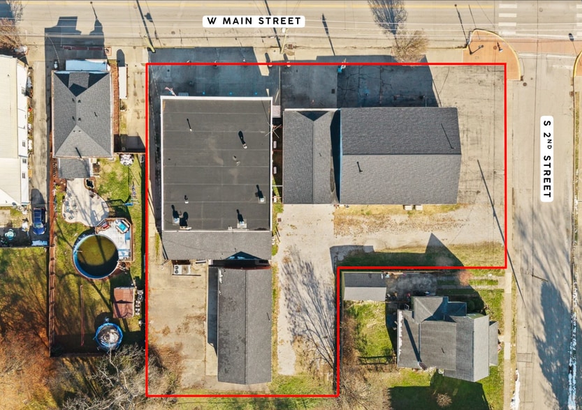 237 W Main St, Williamsburg, OH à vendre - Photo du bâtiment - Image 2 de 30