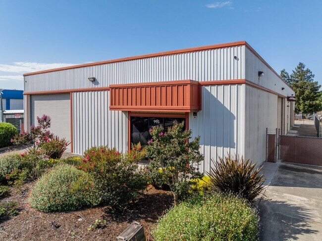 More details for 995 Transport Way, Petaluma, CA - Industrial for Lease