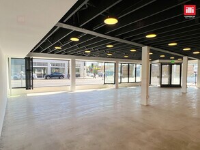 7961 W 3rd St, Los Angeles, CA for lease Interior Photo- Image 2 of 9