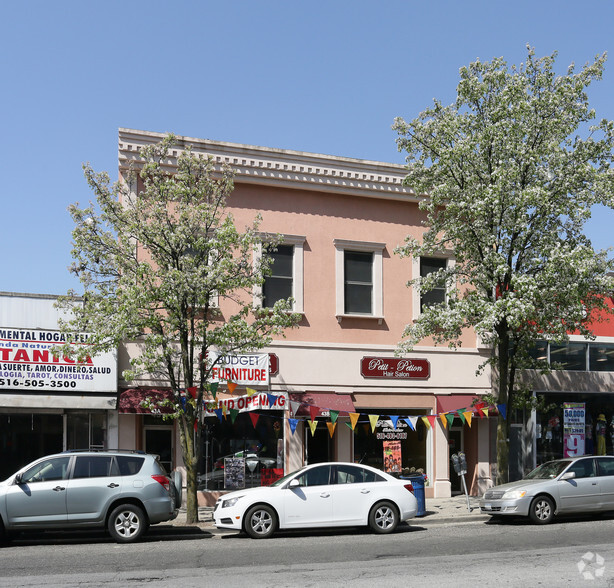 43 Main St, Hempstead, NY for sale - Building Photo - Image 1 of 1