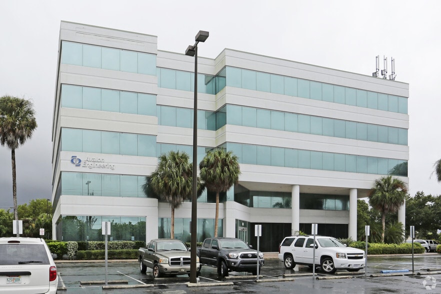 2503 Del Prado Blvd S, Cape Coral, FL for lease - Building Photo - Image 3 of 82