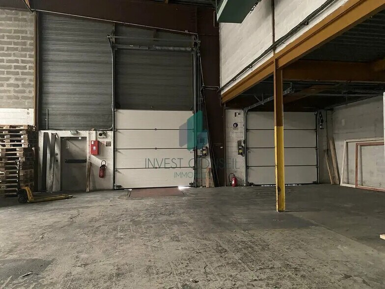 Flex dans SAINT-OUEN-L'AUMONE à louer - Photo du bâtiment - Image 3 de 11