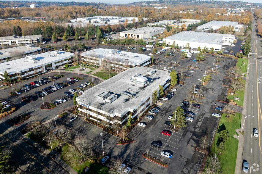500 SW 39th St, Renton, WA à vendre - Photo du bâtiment - Image 2 de 23