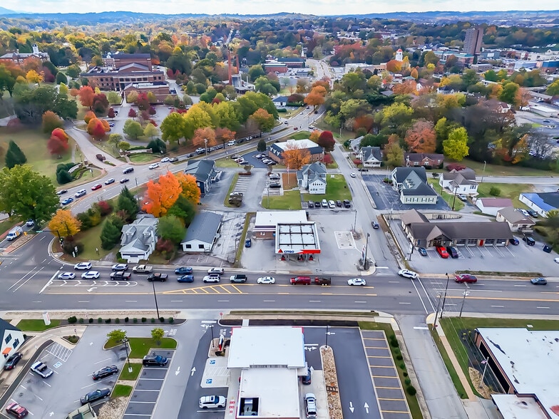 605 S Washington St, Maryville, TN for sale - Building Photo - Image 2 of 25