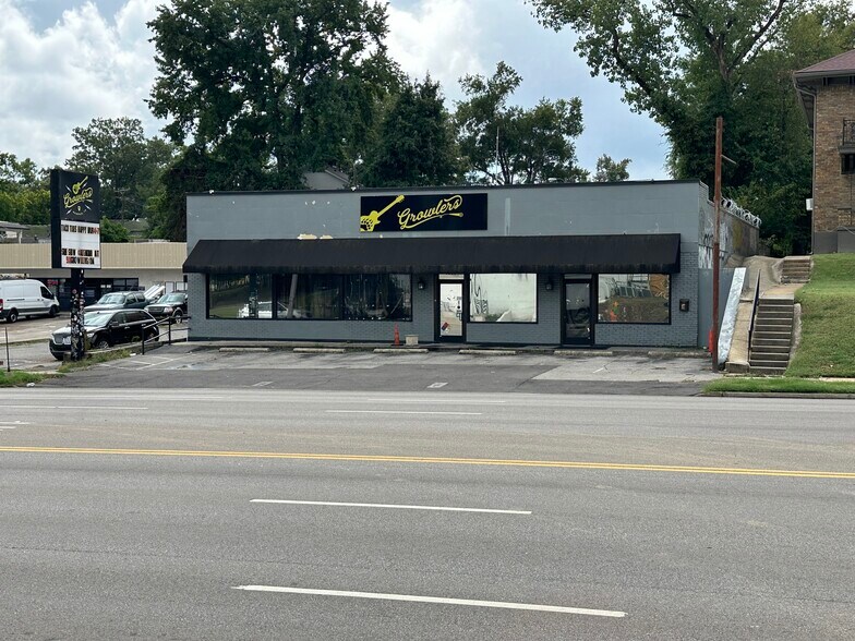 1909-1913 Poplar Ave, Memphis, TN for sale - Building Photo - Image 1 of 15