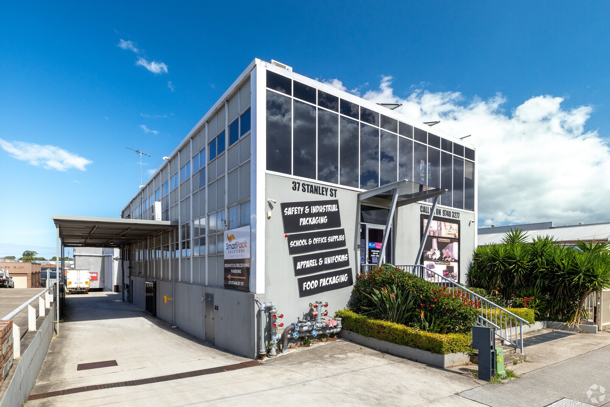 37 Stanley St, Peakhurst for lease Primary Photo- Image 1 of 5