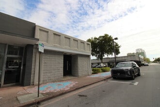 2025 Tyler St, Hollywood, FL for lease Interior Photo- Image 1 of 1