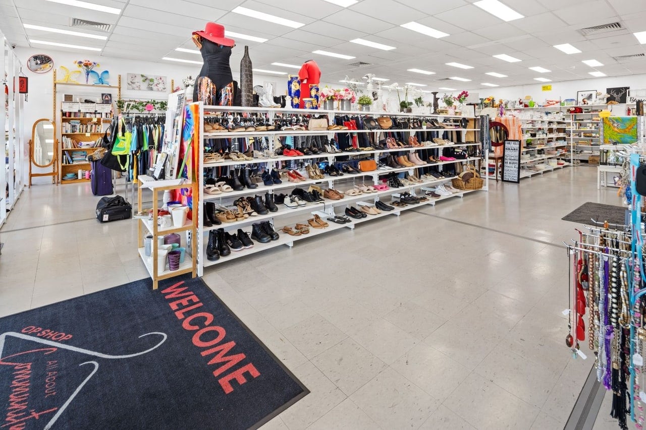 130 Gympie Rd, Strathpine for lease Interior Photo- Image 1 of 3