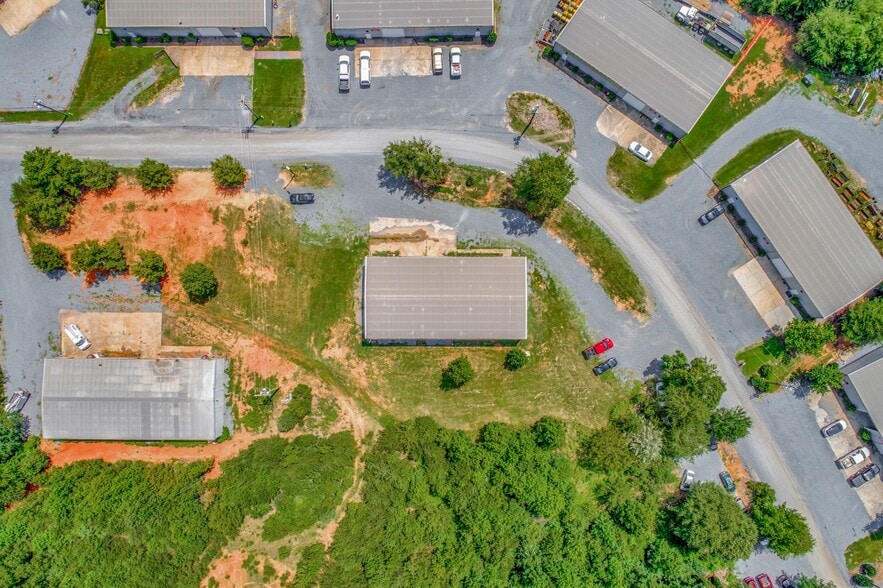 1011 Society Ln, Fort Mill, SC for lease - Building Photo - Image 2 of 12