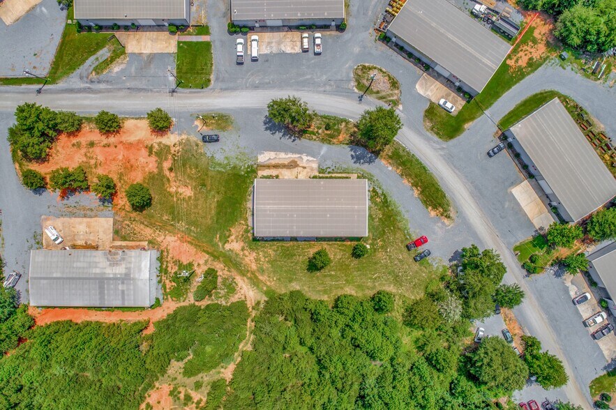 1011 Society Ln, Fort Mill, SC à louer - Photo du bâtiment - Image 2 de 12