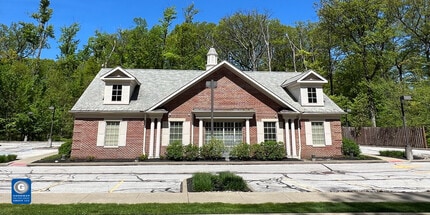 24149-25389 Cedar Rd, Lyndhurst, OH for lease Building Photo- Image 1 of 7