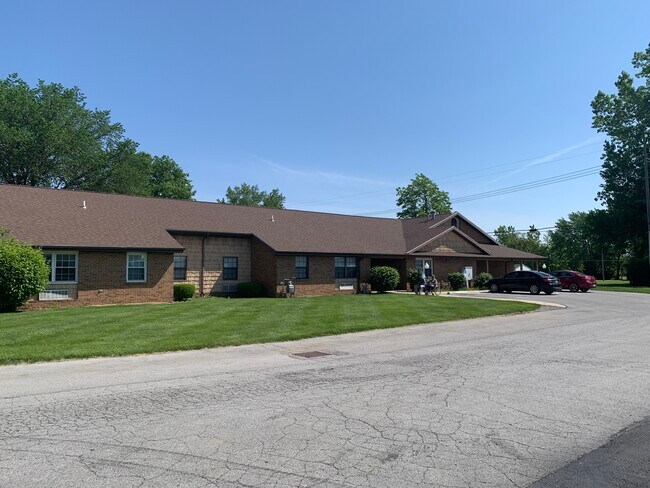 Plus de détails pour 710 N Main St, Lima, OH - Spécialité à vendre