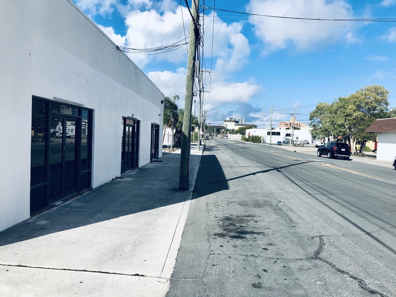 1109 Okeechobee Rd, West Palm Beach, FL for lease - Building Photo - Image 3 of 28