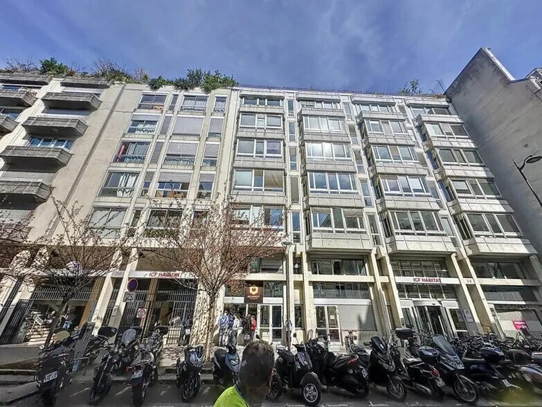 26 Rue De Paradis, Paris for sale - Building Photo - Image 1 of 8