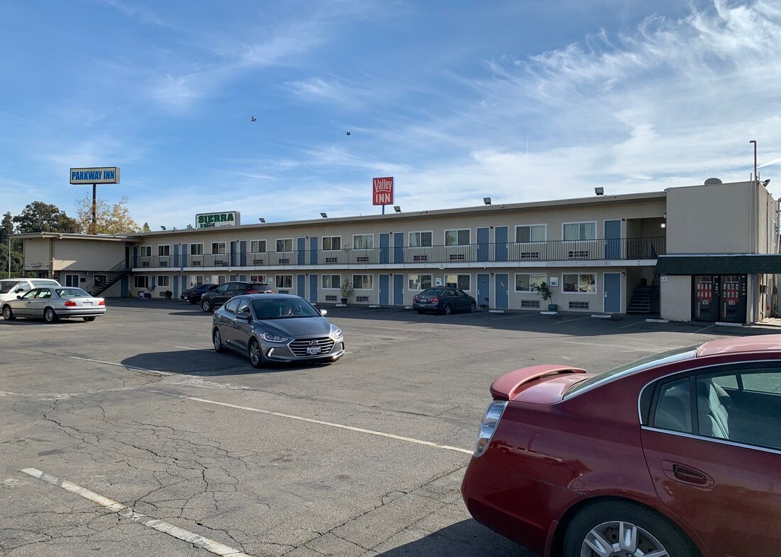 959 N Parkway Dr, Fresno, CA for sale Building Photo- Image 1 of 1