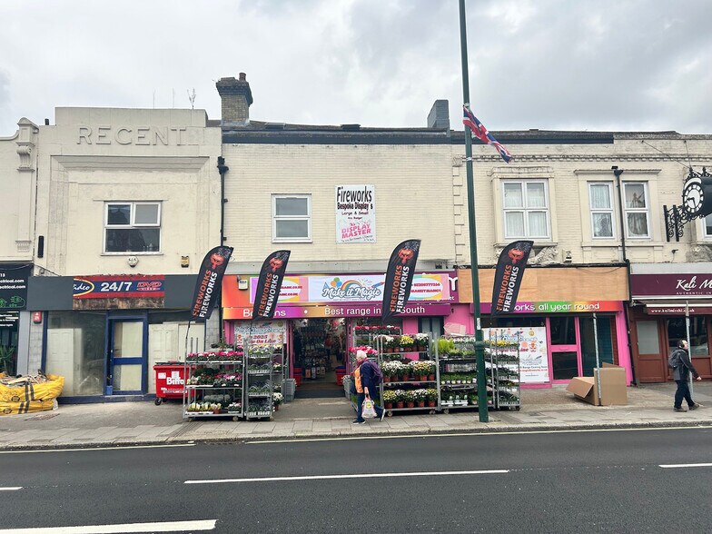 94-96 Shirley High St, Southampton à louer - Photo du bâtiment - Image 1 de 3