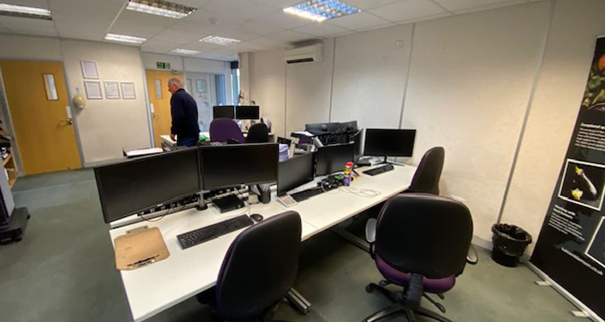 Stirling Way, Cambridge for lease Interior Photo- Image 1 of 6
