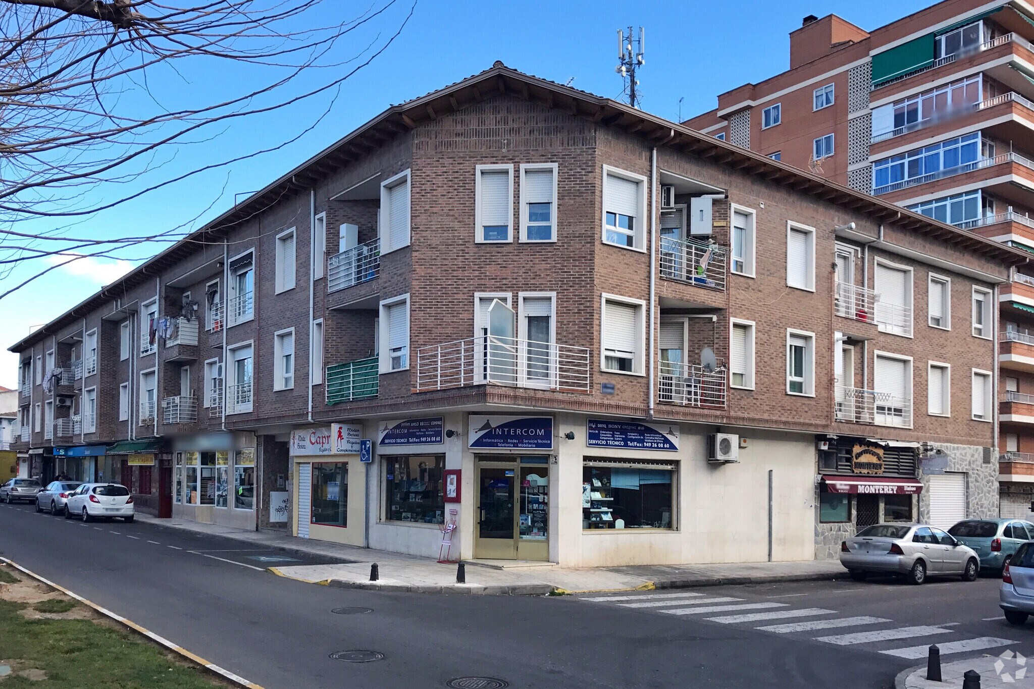 Retail in Azuqueca de Henares, Guadalajara for lease Primary Photo- Image 1 of 3