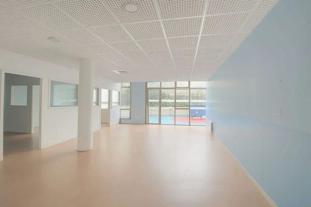 83-85 Avenue Philippe-Auguste, Paris for lease Building Photo- Image 1 of 10