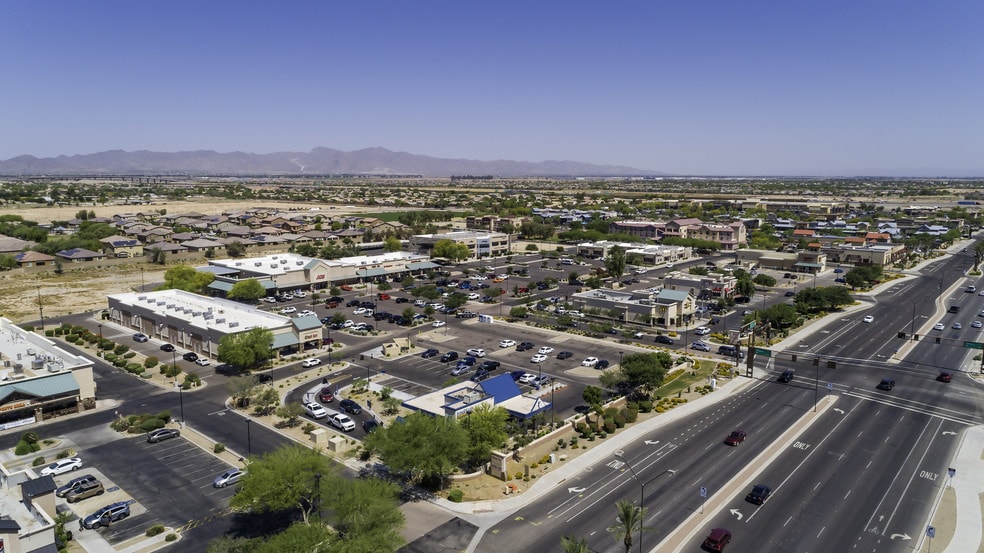 N Van Buren St, Goodyear, AZ for lease - Primary Photo - Image 1 of 4