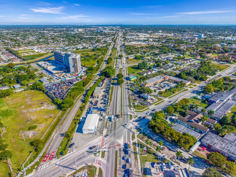 21500 S Dixie Hwy, Miami, FL à vendre - Photo du bâtiment - Image 2 de 20