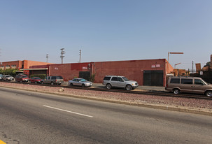 809-813 E Slauson Ave, Los Angeles CA - Entrepôt