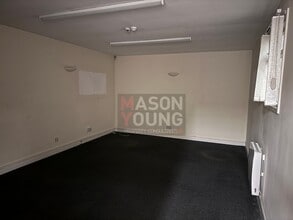 66 Birch Rd E, Birmingham à louer Photo intérieure- Image 1 de 10