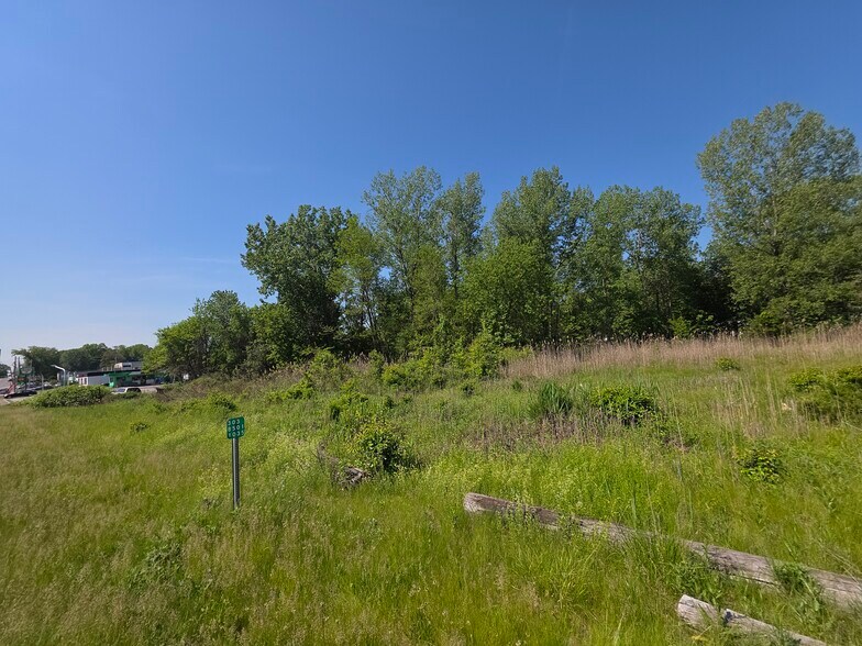 594 NY-303, Blauvelt, NY à vendre - Photo du bâtiment - Image 3 de 5