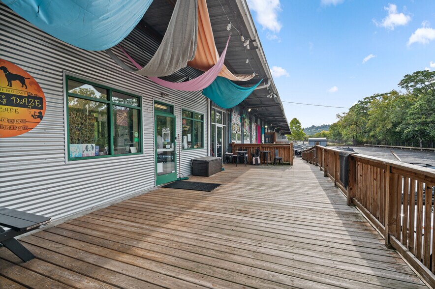 12-28 McCandless Ave, Pittsburgh, PA à louer - Photo du bâtiment - Image 3 de 22