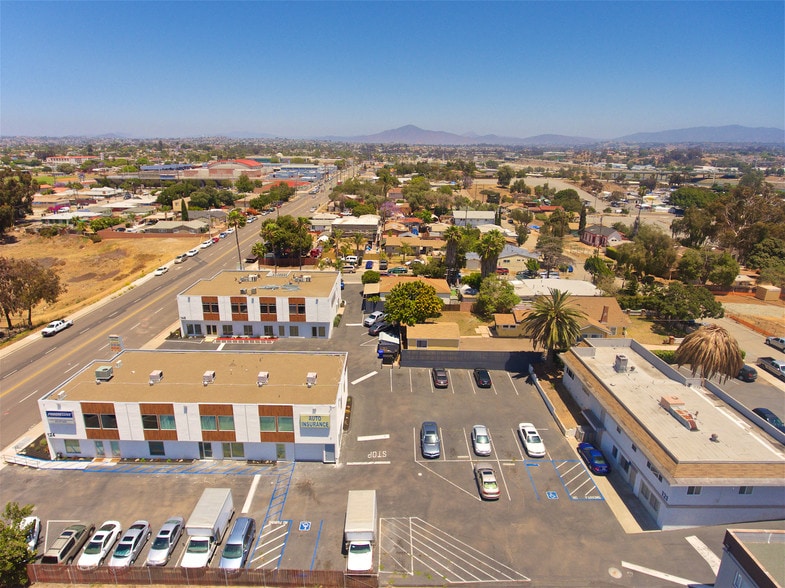 148 E 30th St, National City, CA for lease - Building Photo - Image 3 of 3