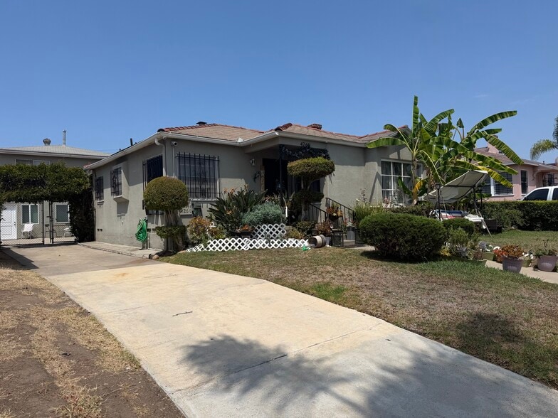 4262-4266 Chamoune Ave, San Diego, CA for sale - Building Photo - Image 1 of 13