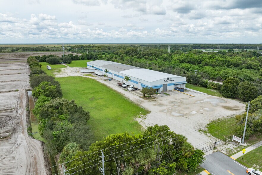 12551 Florida 7, Boynton Beach, FL à vendre - Photo du bâtiment - Image 2 de 21