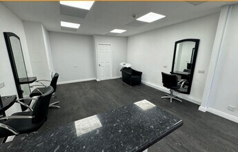 509 Anlaby Rd, Hull for lease Building Photo- Image 2 of 2