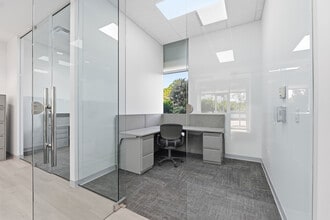 1300 S Dixie Hwy, Lantana, FL for lease Interior Photo- Image 1 of 4