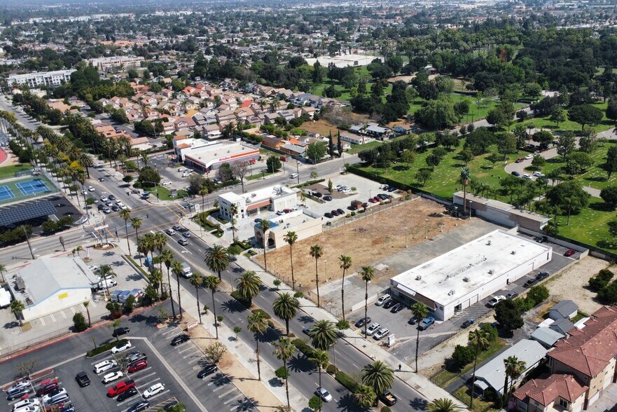 1932 S Garey Ave, Pomona, CA à vendre - Photo du bâtiment - Image 3 de 3