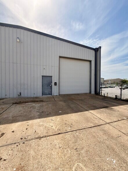 2321 Richland St, Kenner, LA à louer - Photo du bâtiment - Image 2 de 6