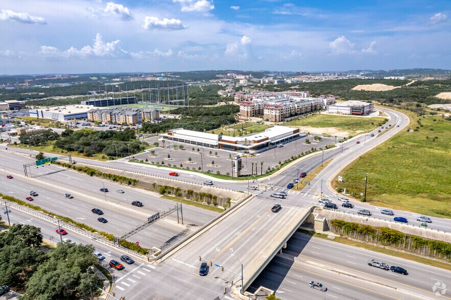 5311 N Loop 1604 W, San Antonio, TX à louer - Aérien - Image 2 de 14