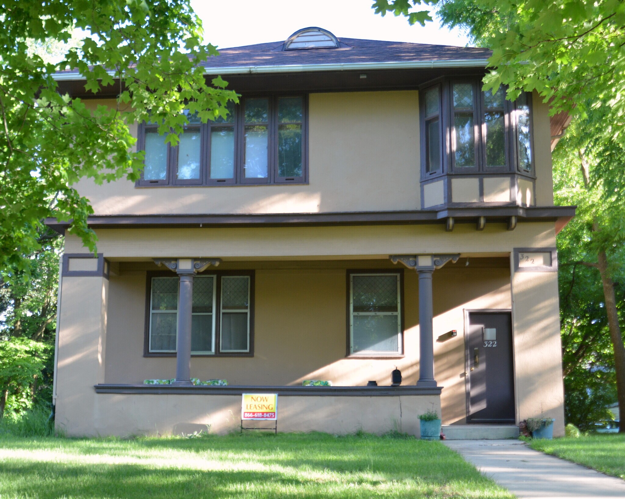 322 Augusta Ave, Dekalb, IL à vendre Photo principale- Image 1 de 1