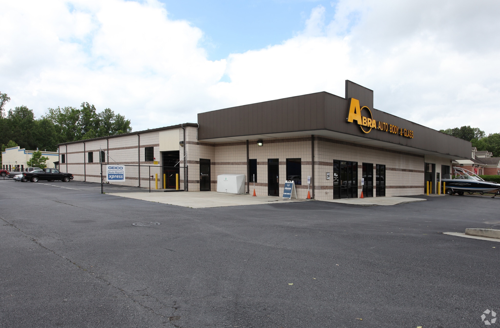 631 Indian Trail Lilburn Rd, Lilburn, GA for lease Primary Photo- Image 1 of 3