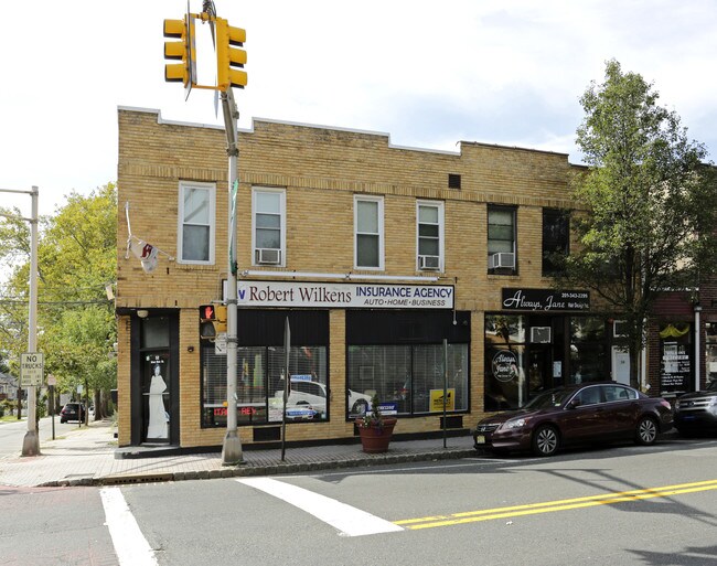 More details for 52-54 W Main St, Bogota, NJ - Retail for Lease