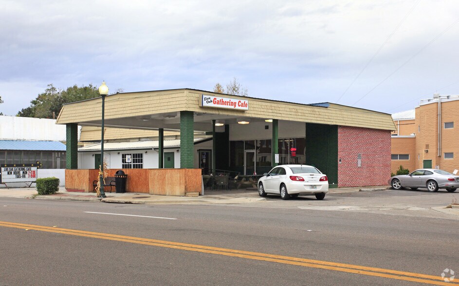 302 S Ohio Ave, Live Oak, FL for sale - Primary Photo - Image 1 of 2
