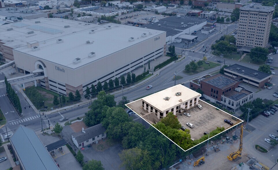 3833 Cleghorn Ave, Nashville, TN à vendre - Photo du bâtiment - Image 2 de 3